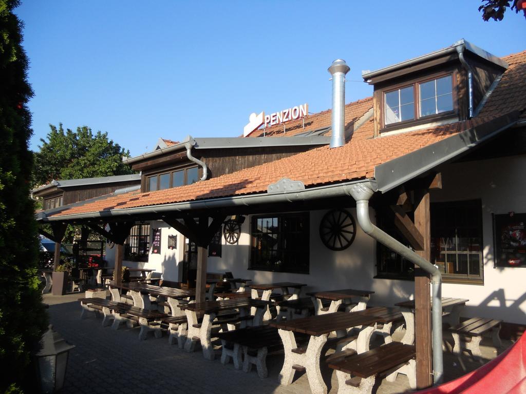 Penzion u Trávníčka Modřice Exterior foto